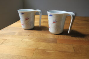 ケースカバーは天然の木です